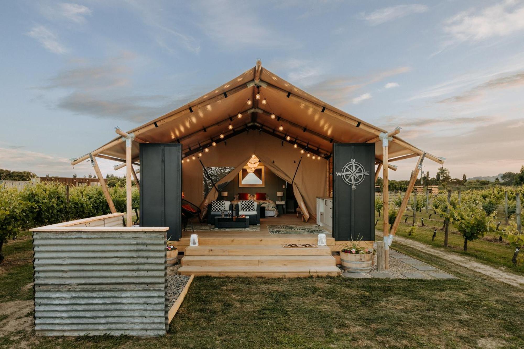 Villas & Vines Glamping Hastings Buitenkant foto