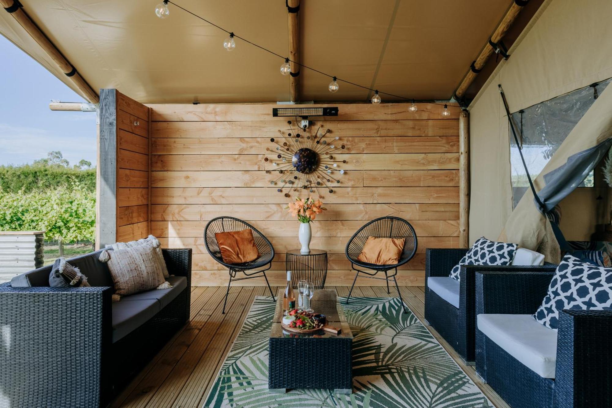 Villas & Vines Glamping Hastings Buitenkant foto
